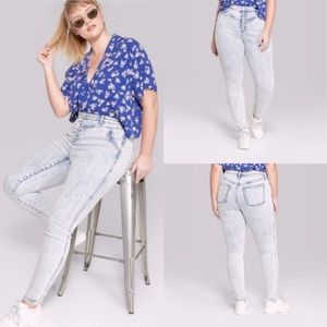 High rise button fly acid wash super stretch jeans